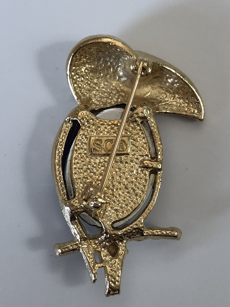 Sarah Coventry Blue Jelly Belly Toucan Pin Brooch