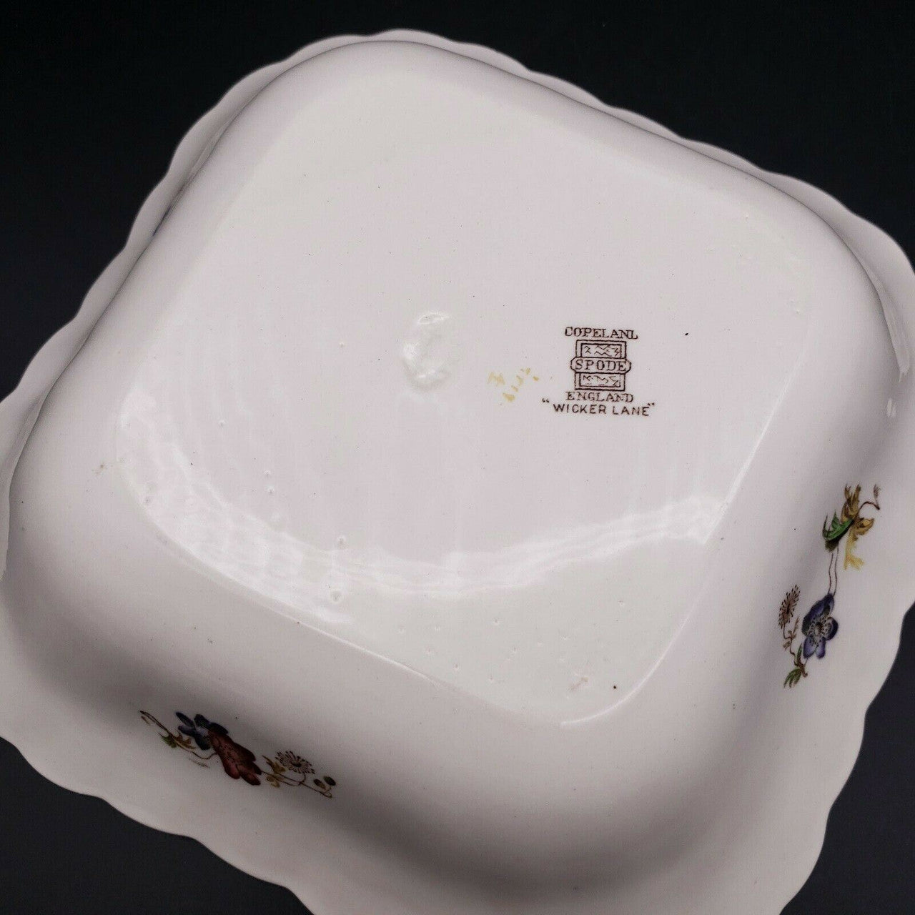 9" Spode Wicker Lane Basket Weave Square Vegetable Bowl