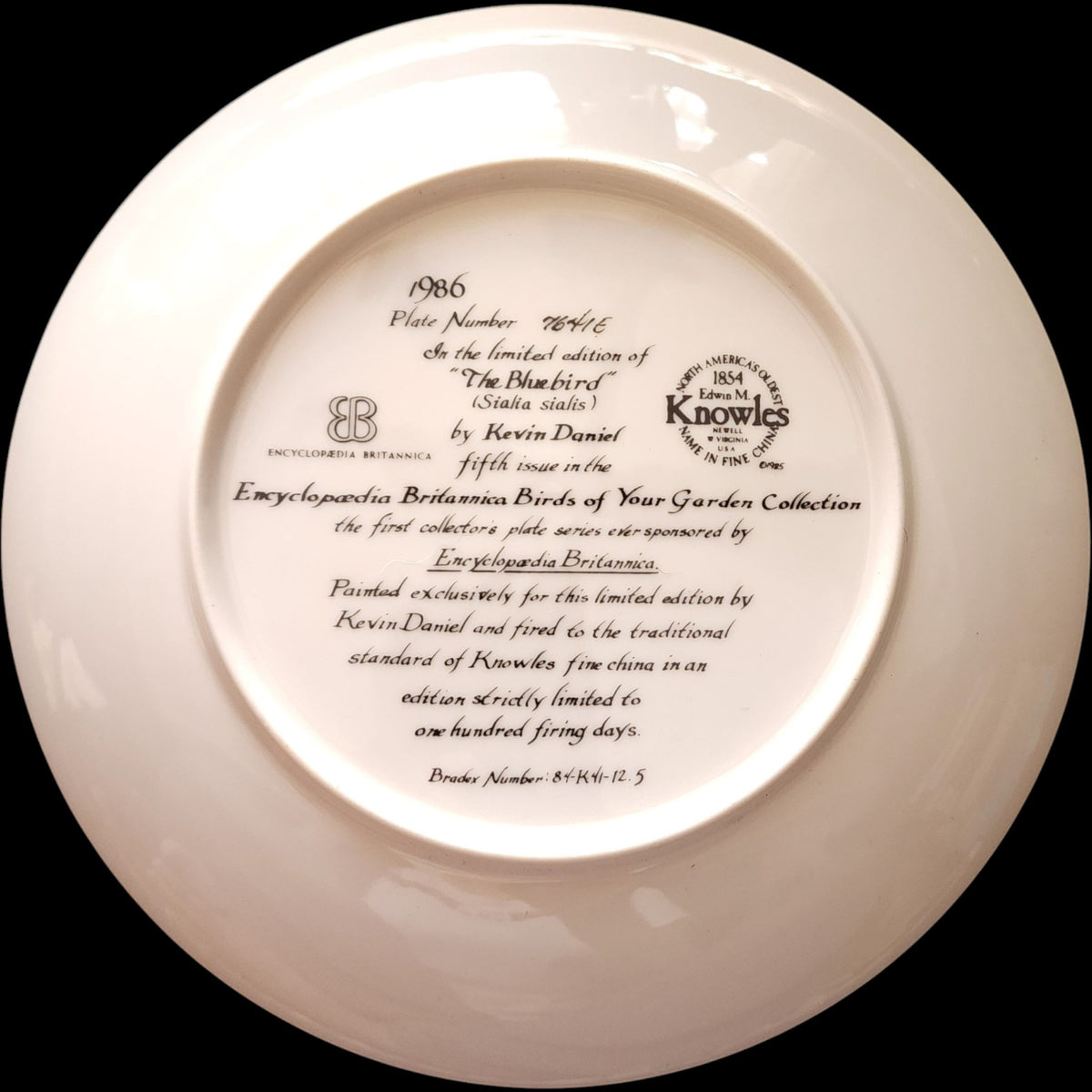 1986 Edwin M Knowles Kevin Daniel The Bluebird Collector Plate