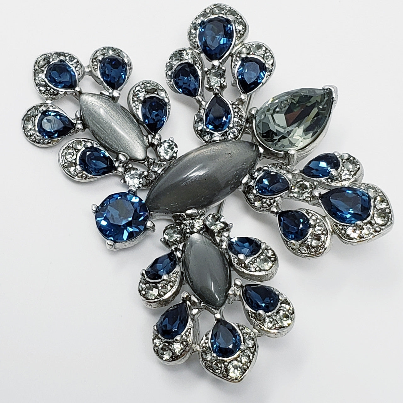 Oscar de la Renta Parlor Swarovski Crystal Butterfly Brooch