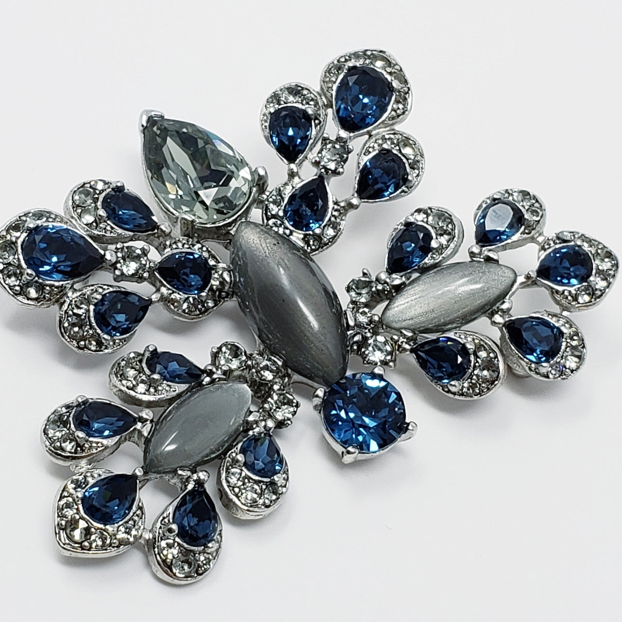 Oscar de la Renta Parlor Swarovski Crystal Butterfly Brooch