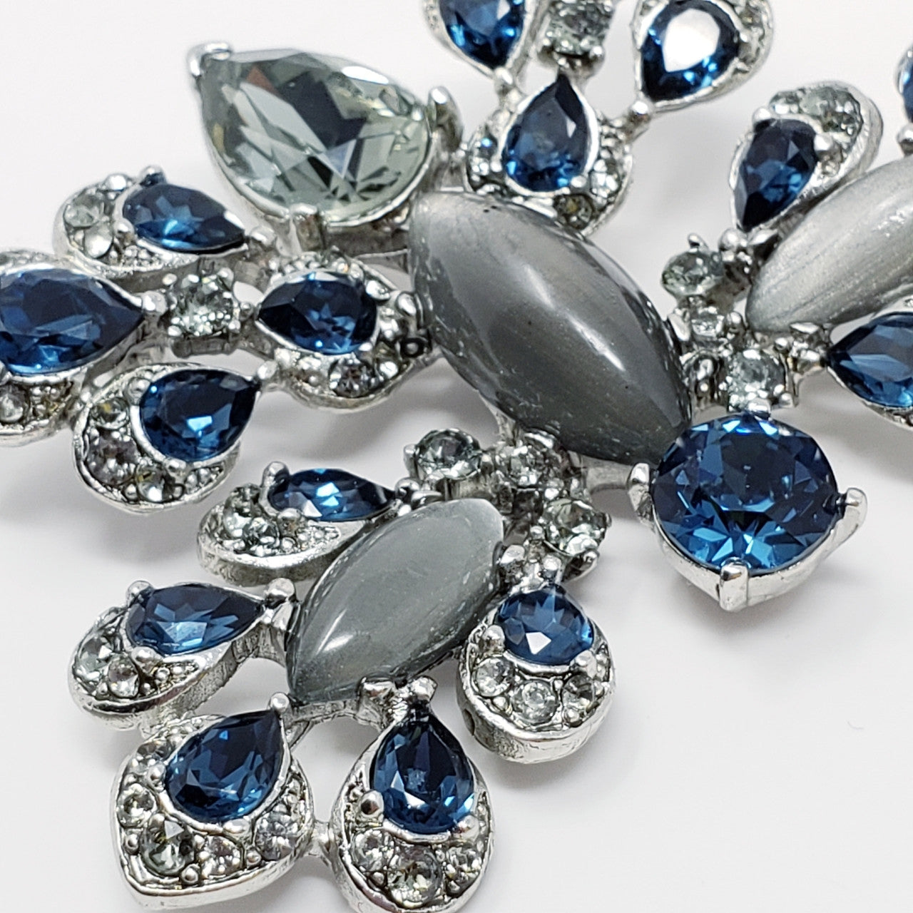 Oscar de la Renta Parlor Swarovski Crystal Butterfly Brooch