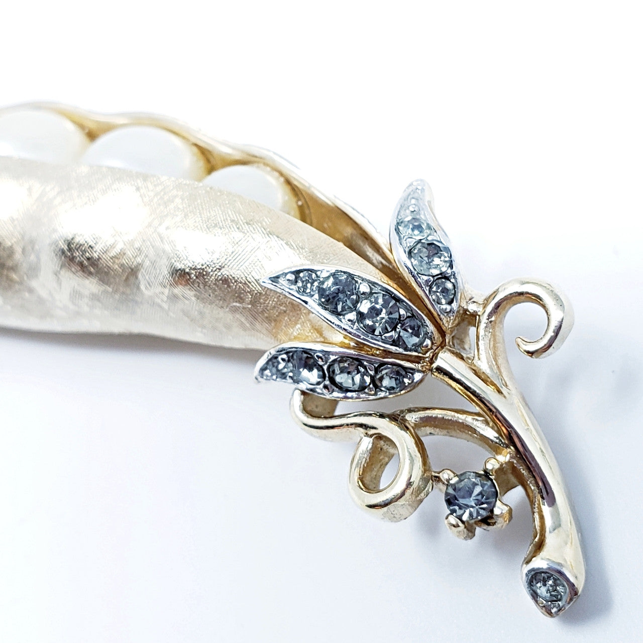 Trifari Crown Mid 1900s Pea Pod Faux Pearl Brooch Pin