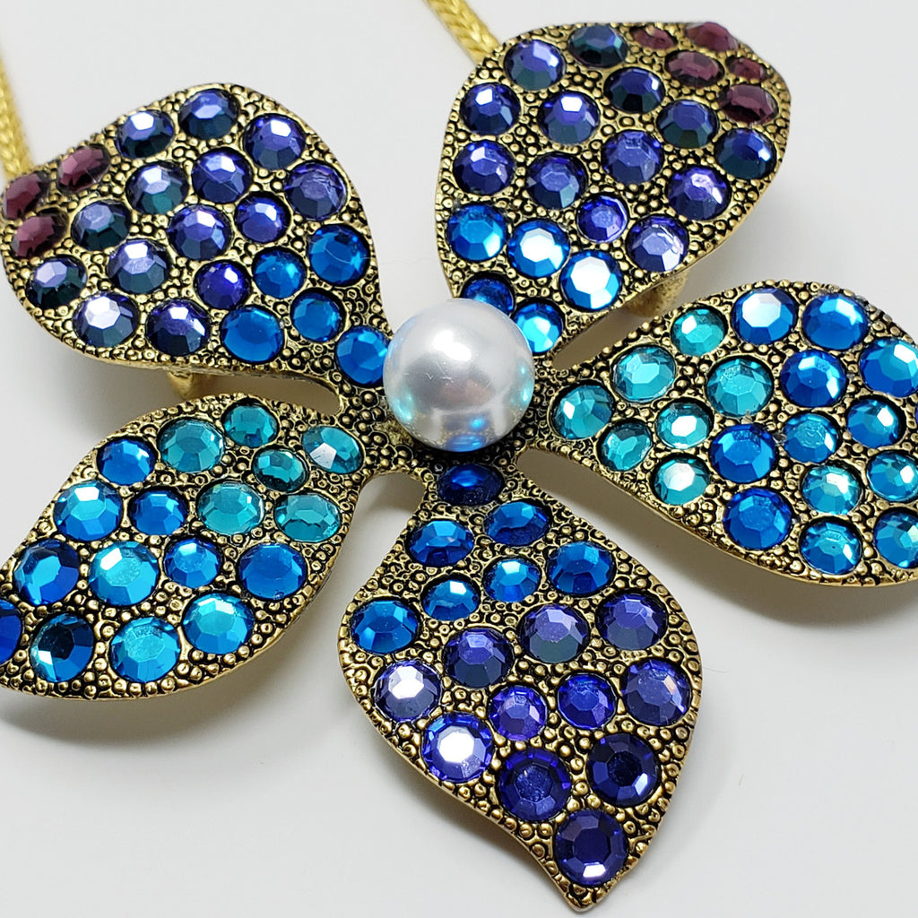 Kenneth Jay Lane KJL Pave Violet Crystal & Faux Pearl Flower Necklace