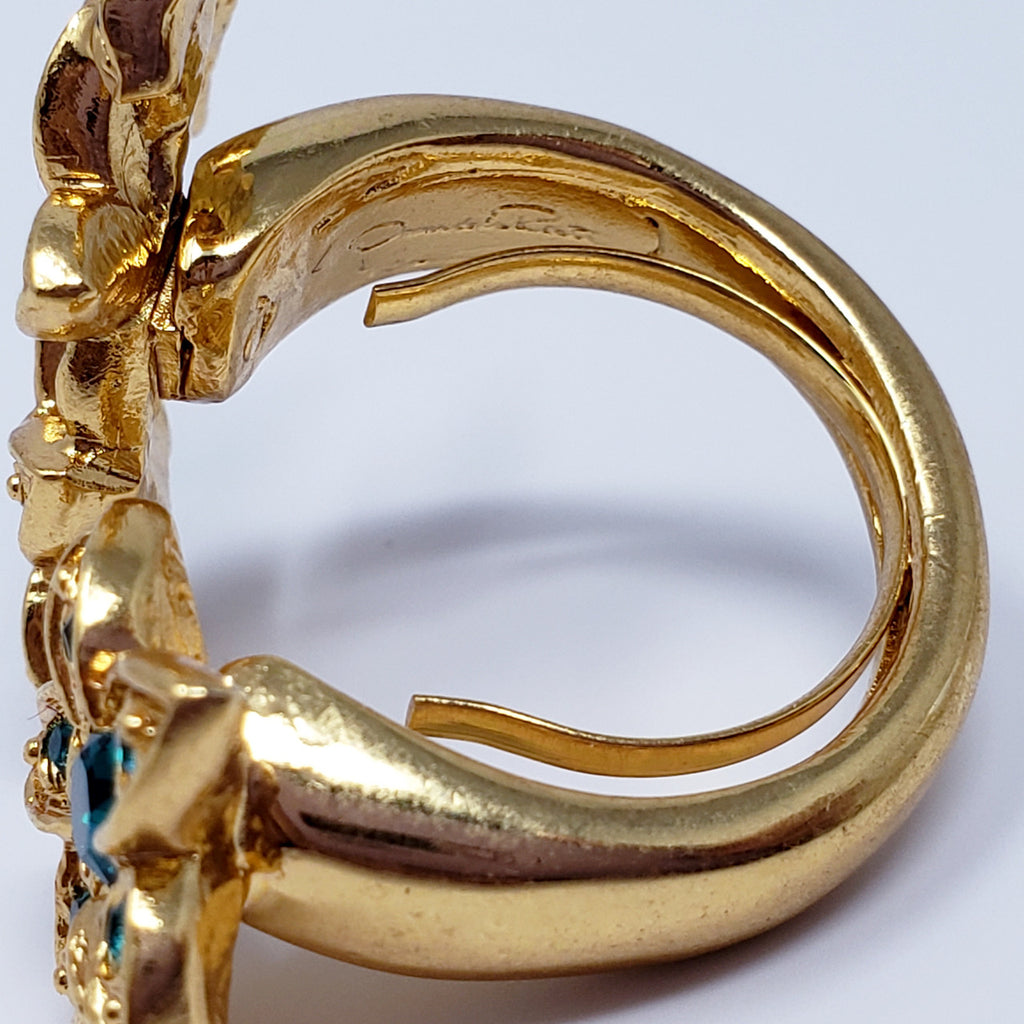 Oscar de la Renta Crystal Floating Flowers Statement Ring In Gold