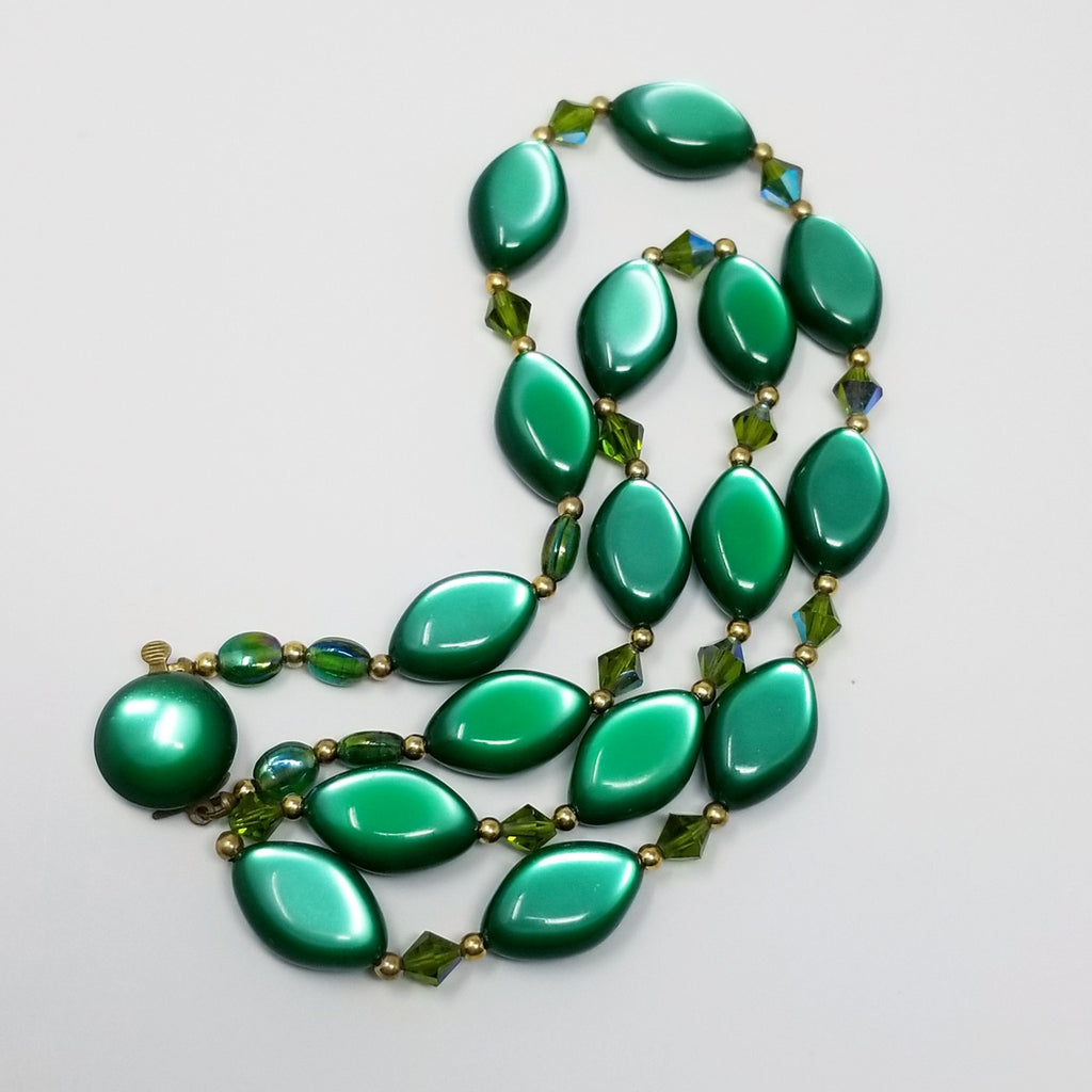 Vintage Thermoset Moonglow Lucite Necklace