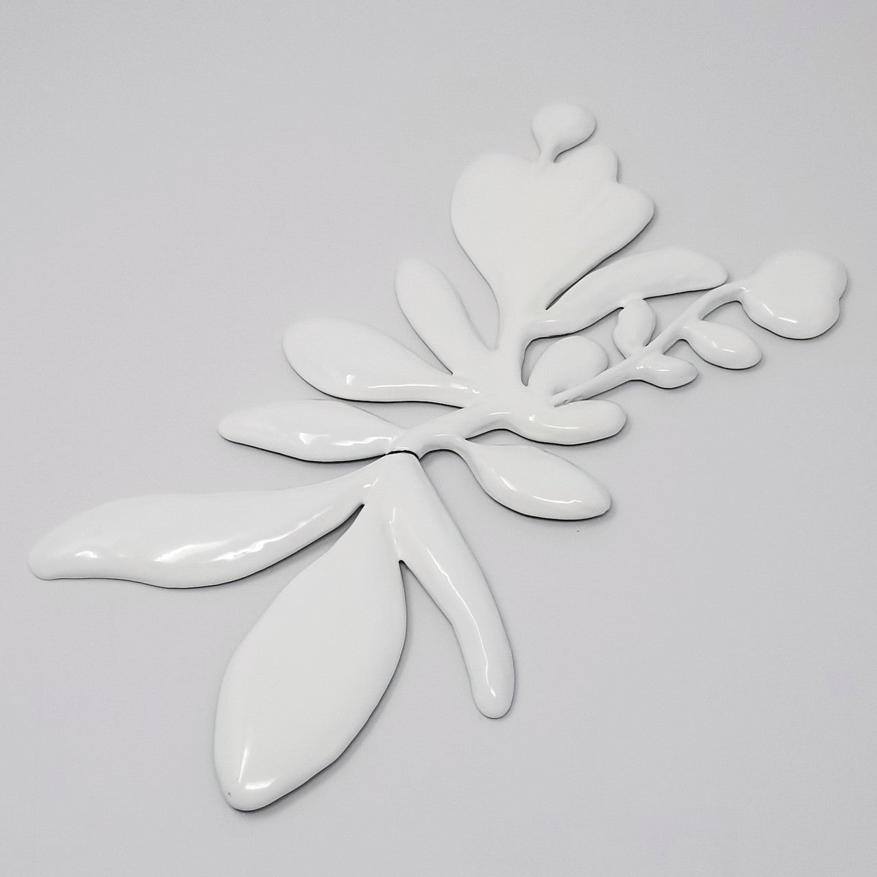 Oscar de la Renta Extra Large White Enamel Abstract Flower Statement Brooch