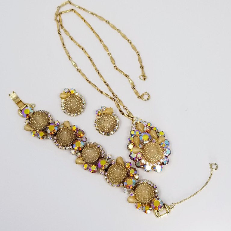 Juliana DeLizza & Elster Round Birthday Cake Demi Parure 1963 Biege & Gold