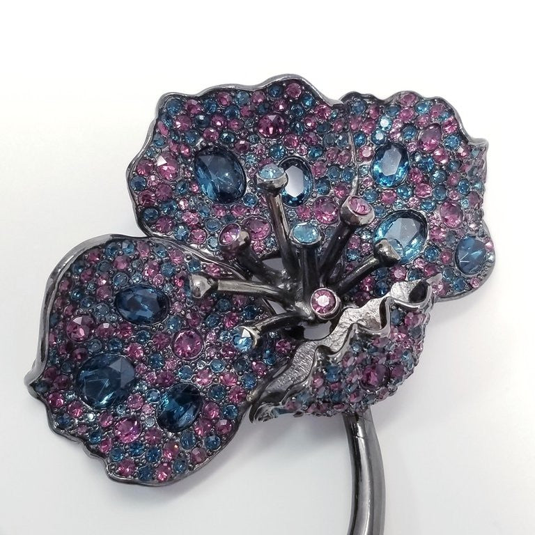 KJL Kenneth Jay Lane Pave Sapphire & Amethyst Crystal Flower Brooch in Black