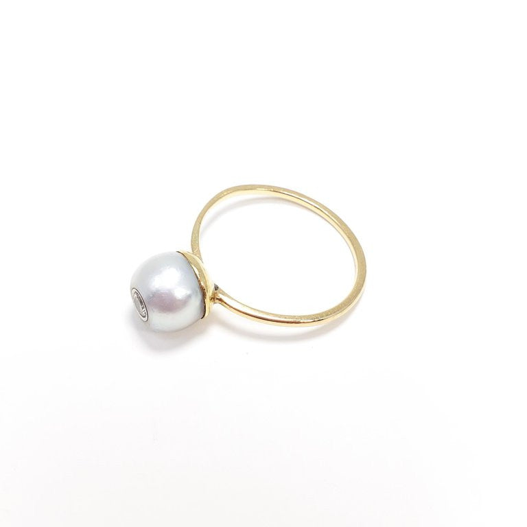 Tahitian Pearl and Bezel Diamond 14 Karat Gold Ring, Band