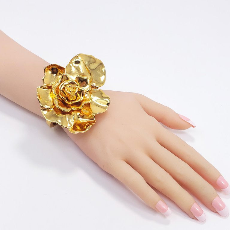 Oscar de la Renta Big Bold Rose Hinged Bracelet in Gold