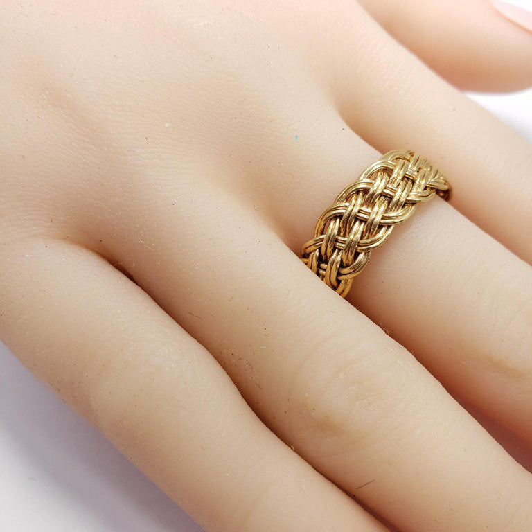 Vintage 14 Karat Yellow Gold Wedding Band Ring