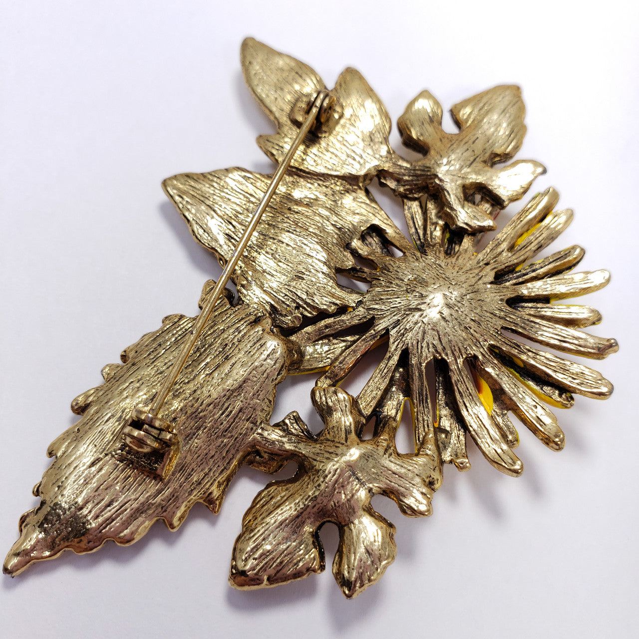 Painted Enamel Flower and and Leaf Pin Brooch in Yellow Goldtone