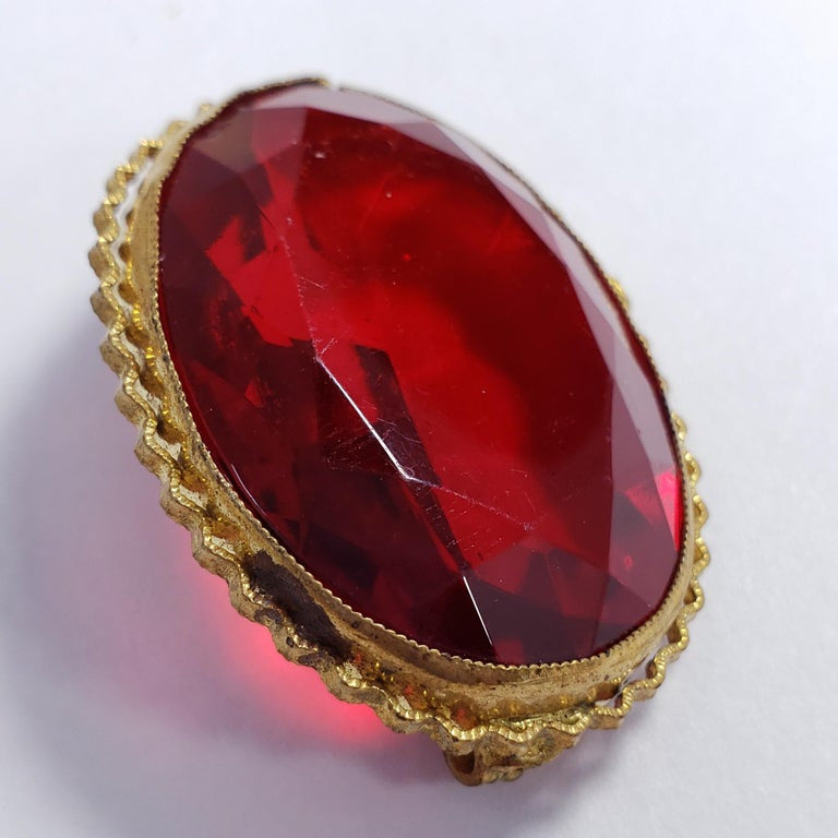 Red Crystal Open Back Victorian Pin Brooch in Decorative Bezel