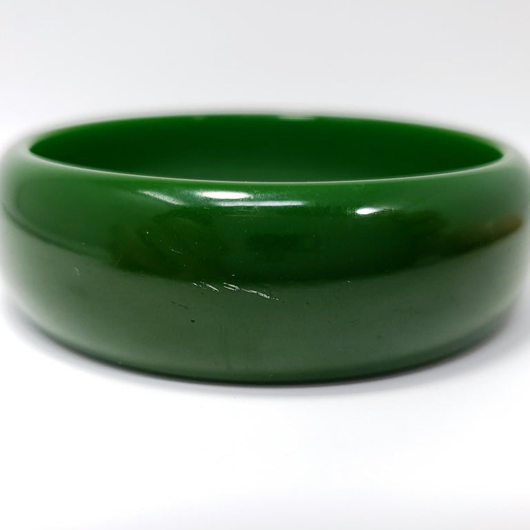 Apple Green Bakelite Minimalist Bangle Bracelet, Mid 1900s