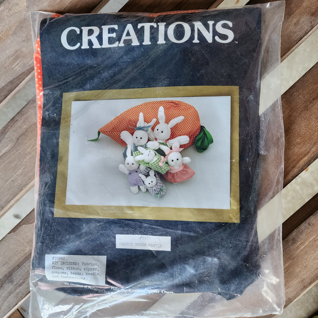 Creations Kit by Create Your Own Carrot House Family Sealed 9 x 12
