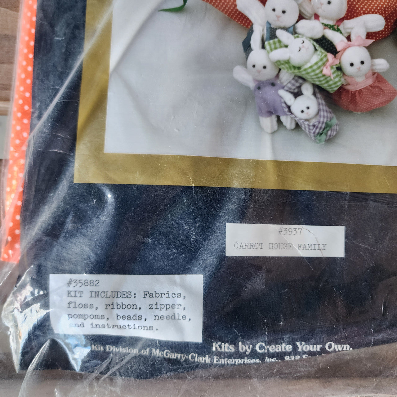 Creations Kit by Create Your Own Carrot House Family Sealed 9 x 12