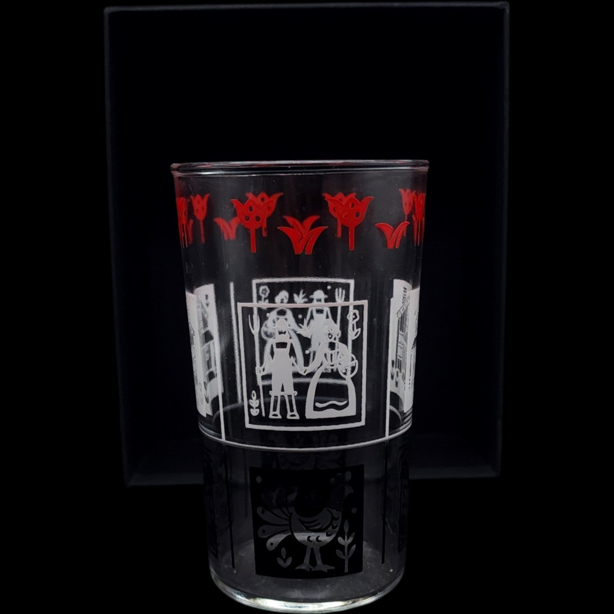 Vintage Mid-Century Pennsylvania Dutch Folk Art Tumbler Set of 8 with Wire Caddy