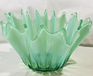7" FOSTORIA Heirloom Green Opalescent Round Crimped Bowl Decorative Centerpiece