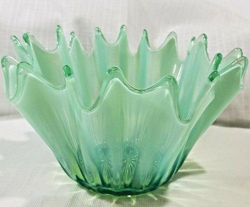 7" FOSTORIA Heirloom Green Opalescent Round Crimped Bowl Decorative Centerpiece