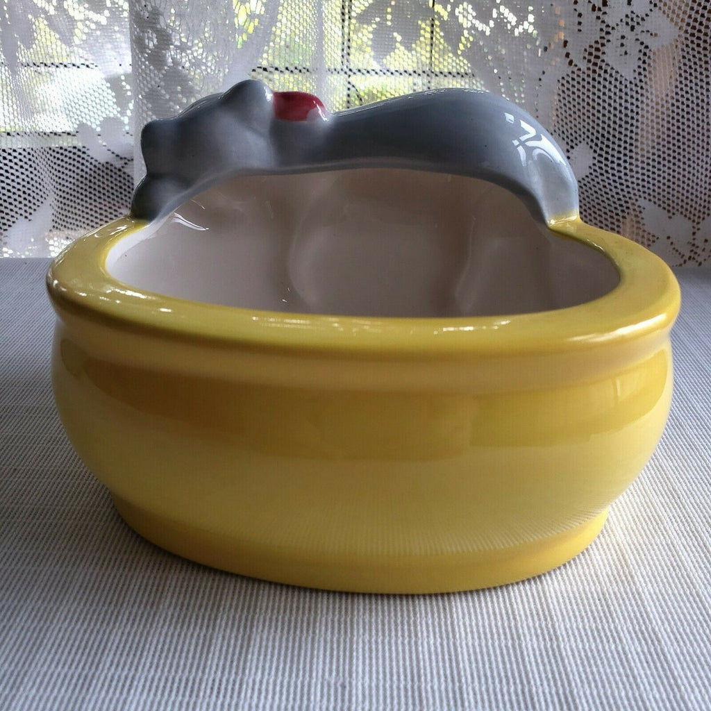 Vintage Sleeping Napping Kitty Cat Yellow Jardinière Planter