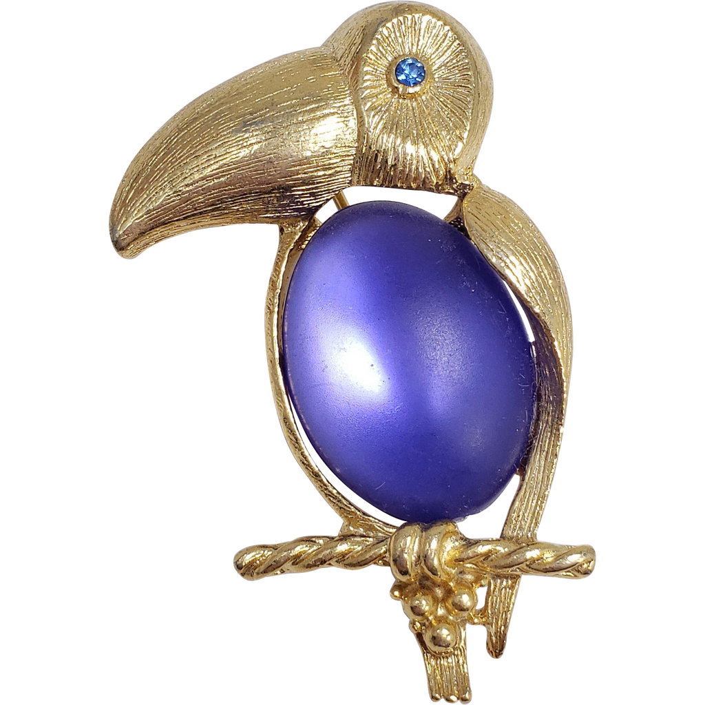 Sarah Coventry Blue Jelly Belly Toucan Pin Brooch