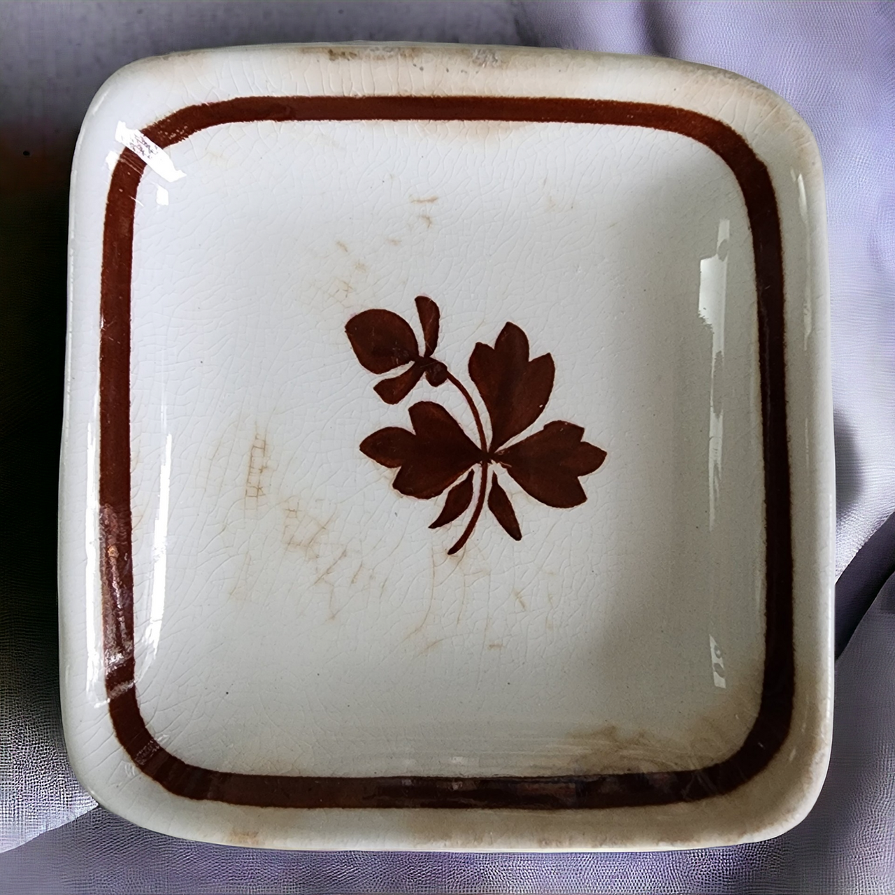 2" Meakin Alfred Copper Tea Leaf Center Butter Pat