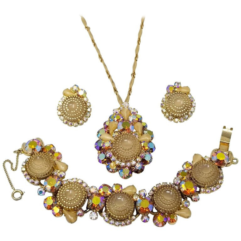 Juliana DeLizza & Elster Round Birthday Cake Demi Parure 1963 Biege & Gold