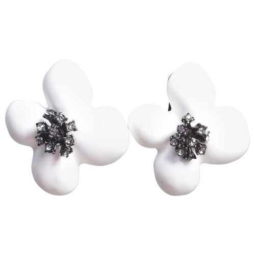 Oscar de la Renta Painted Grapefruit Flower Clip On Earrings, Gray, White