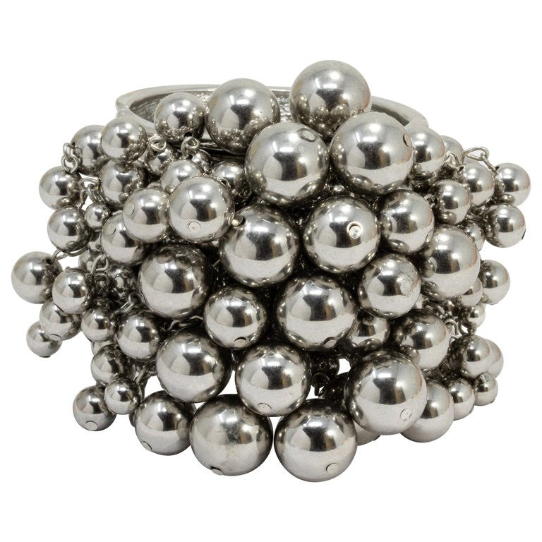 Oscar de la Renta Silver Metallic Sphere Embellished Cluster Bangle Bracelet
