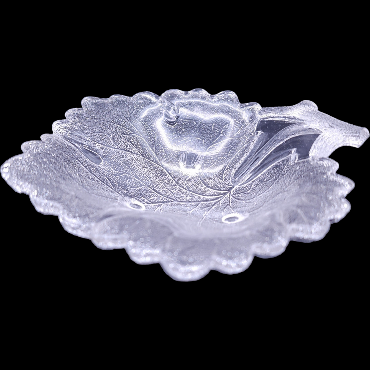 5" Gillinder Maple Leaf 3 Toed Sauce Dish