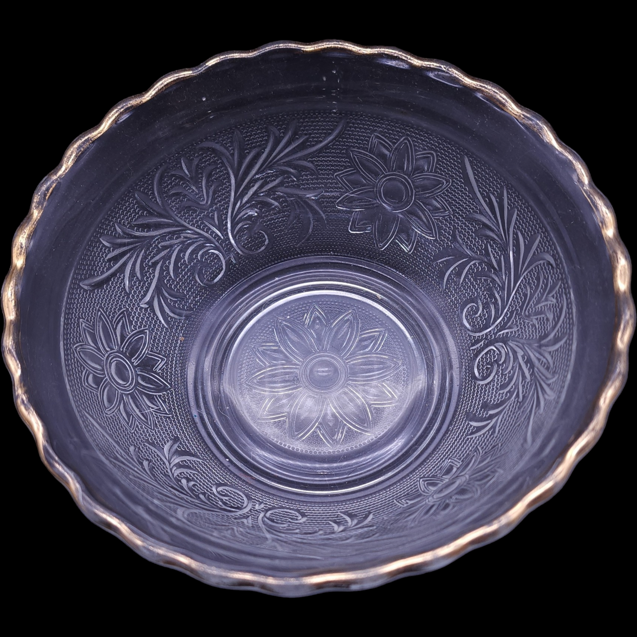6" Anchor Hocking Sandwich Clear Gold Trim Scalloped Bowl