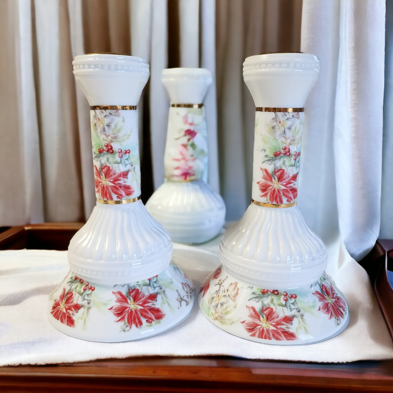 6" Vintage Colonial Candle of Cape Cod Poinsettia Candle Holder Pair