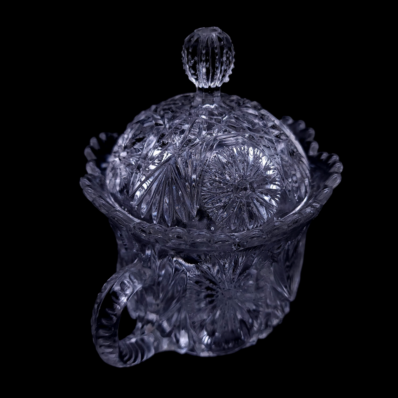 7"  Higbee Feathered Medallion Sugar Bowl with Lid