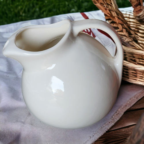 80 Oz USA Pottery Fiesta White Ball Jug with Ice Lip