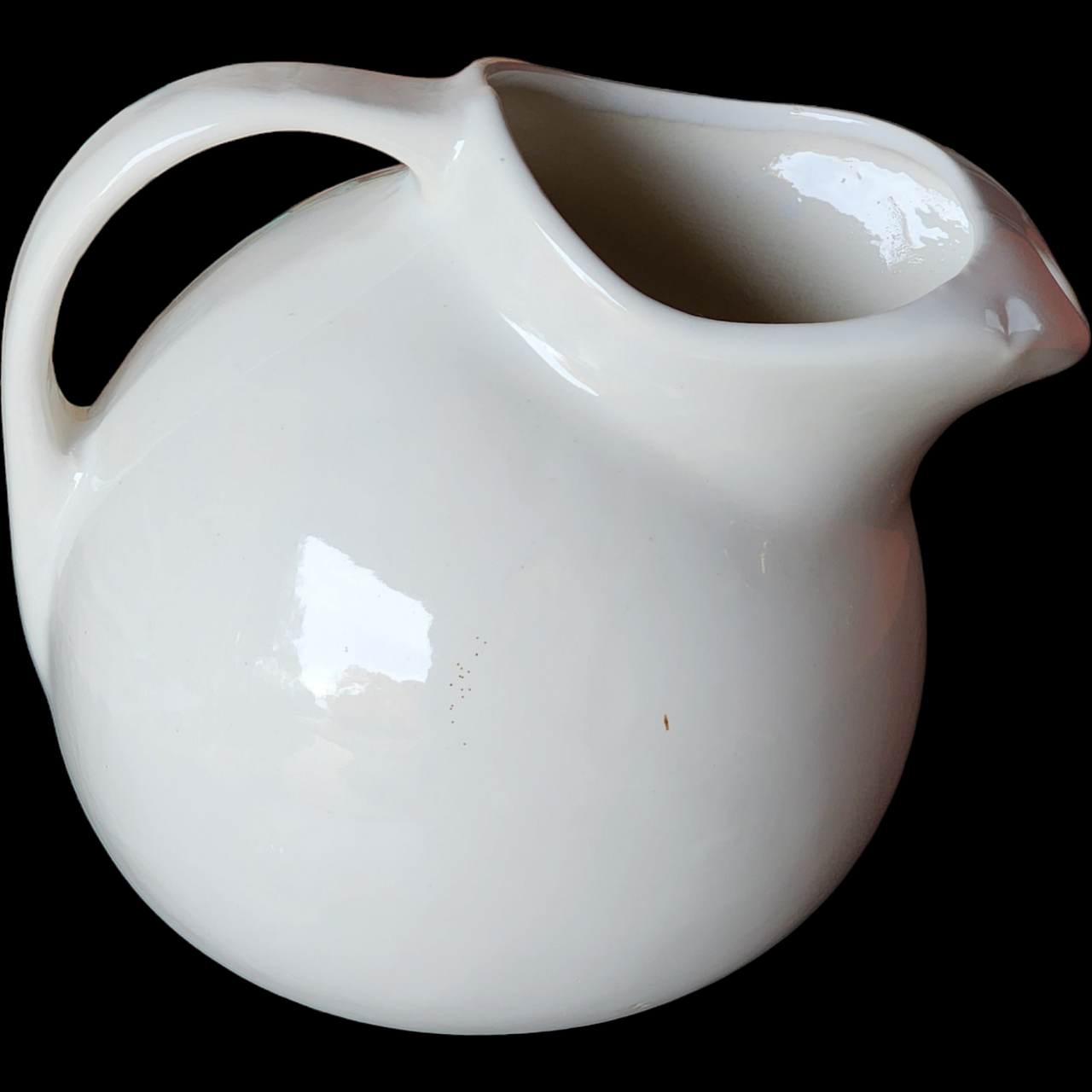 80 Oz USA Pottery Fiesta White Ball Jug with Ice Lip