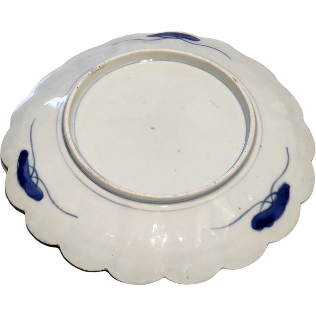 8" Antique Japanese Imari Plate with a Scalloped Shaped Edge