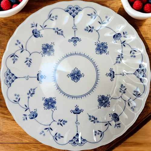 6" Churchill Finlandia Chelsea Blue Flowers Scalloped Salad/Dessert Plate