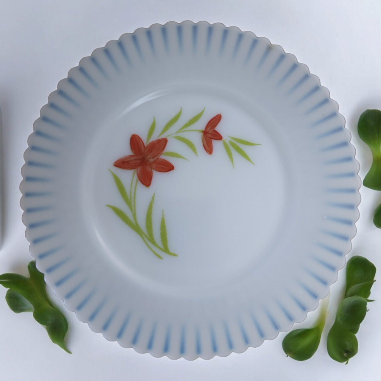 8" MacBeth-Evans Petalware Florette Salad Plate