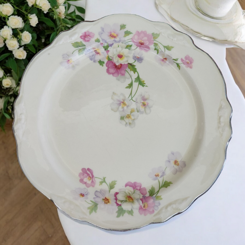 9" Homer Laughlin Fluffy Virginia Rose Platinum Trim Pink & White Flowers Luncheon Plate