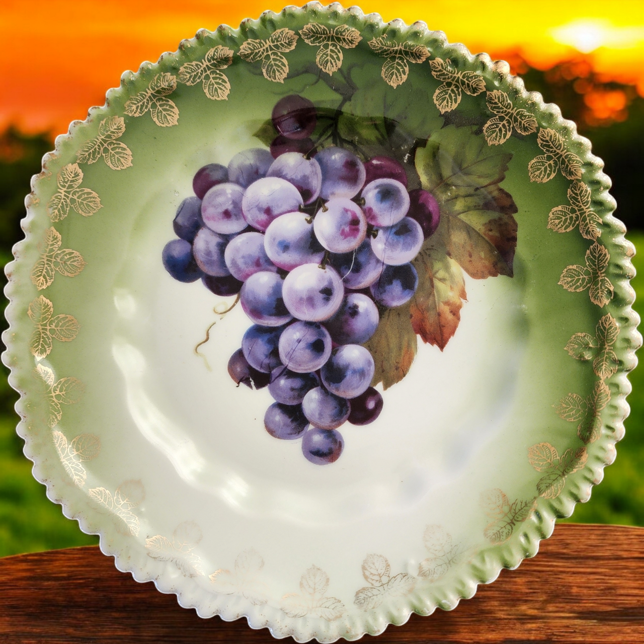 9" Z.S. & Co Bavaria Hand Painted Purple Grape Gold Trim Plate