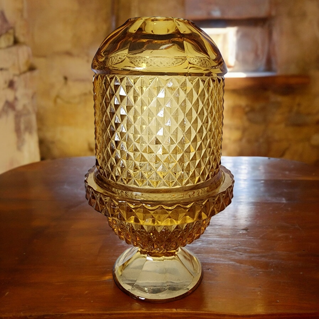 Viking Glass Amber Diamond Point Glimmer Fairy Lamp