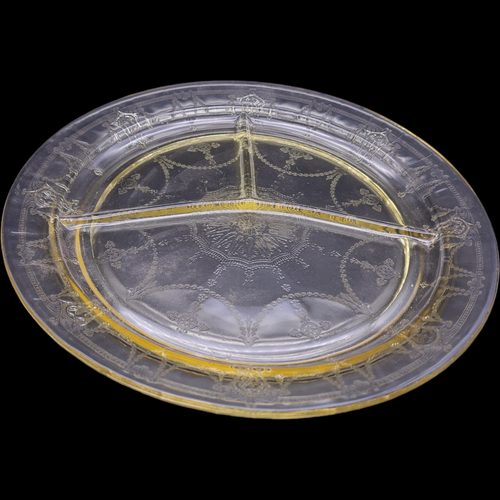 Anchor Hocking Cameo Yellow Utility Ware Pressed Glass Grill Plate