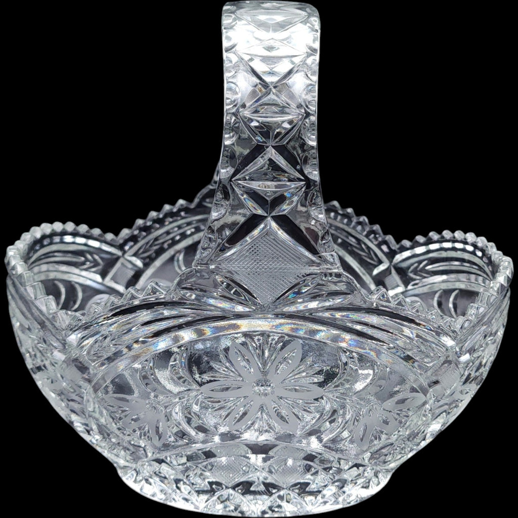 Anna Hutte Cut Crystal Glass Handle Basket 8"