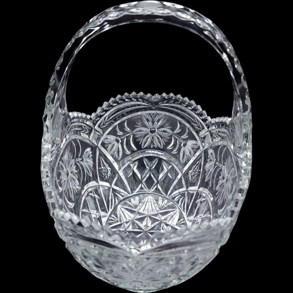 Anna Hutte Cut Crystal Glass Handle Basket 8"