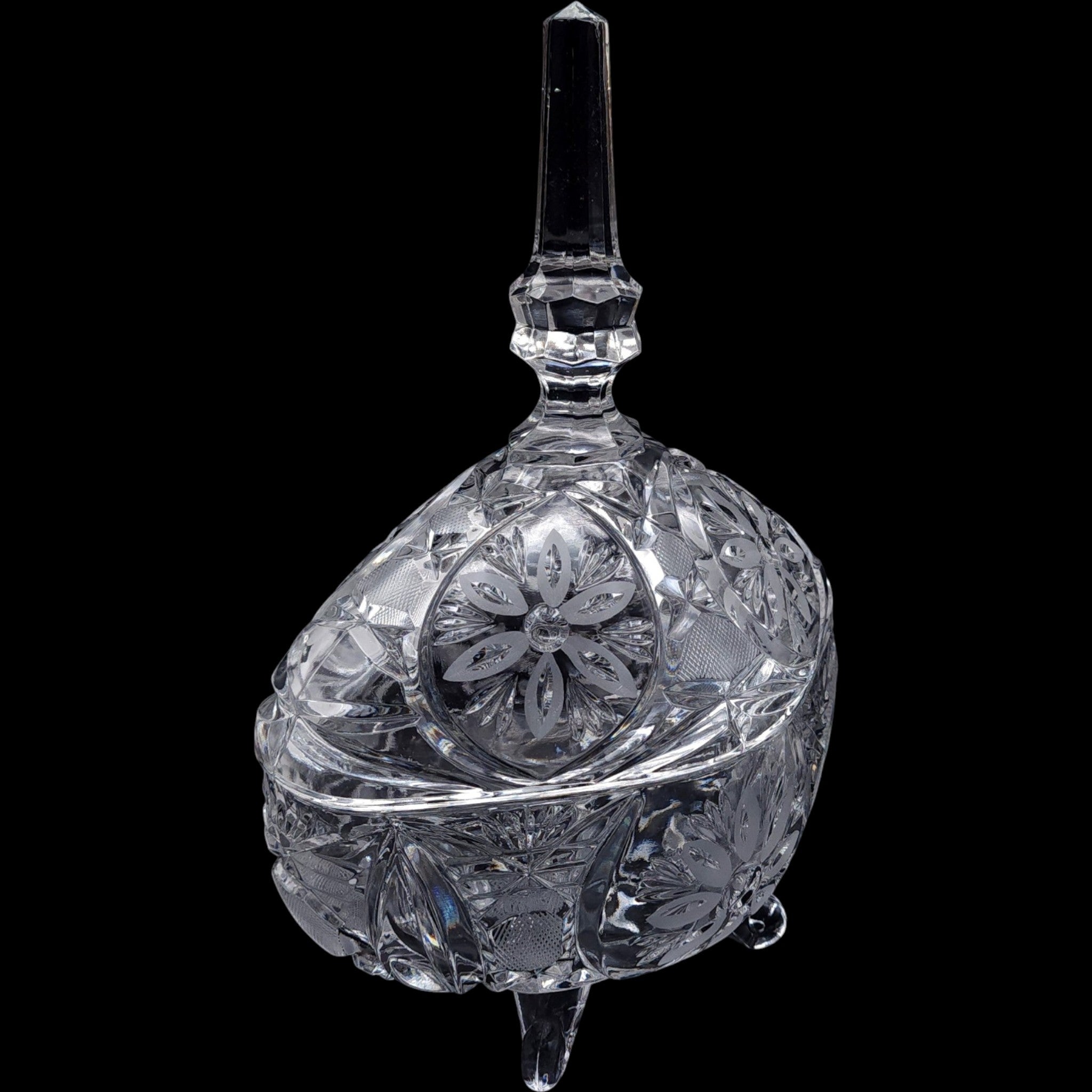 Anna Hutte Bleikristall 24% Lead Crystal 4-Footed Oval Covered Candy Dish
