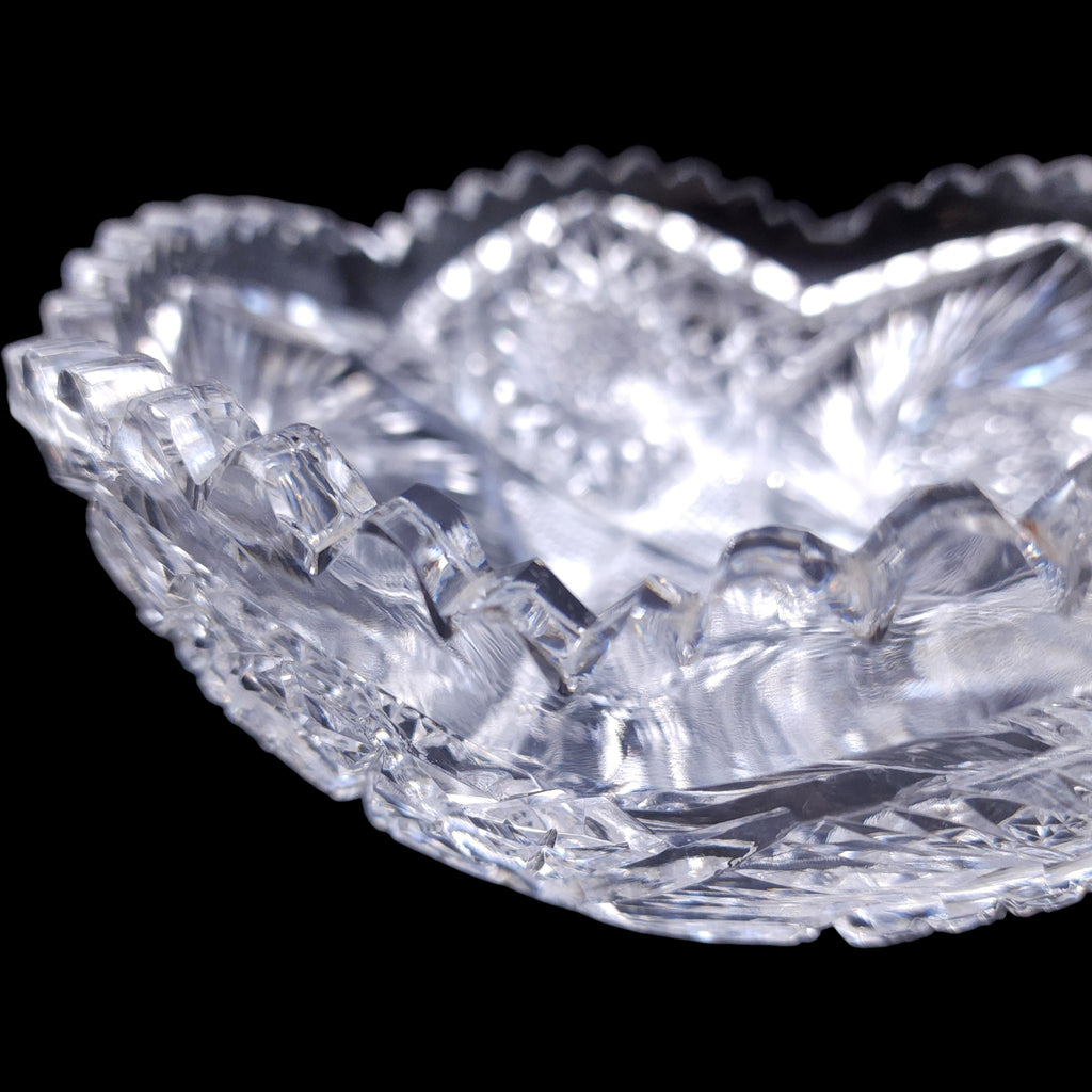 Antique American Brilliant Cut Glass Bowl Star Pinwheel Sawtooth Rim