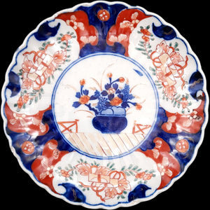 Antique Japanese Imari Hand-Painted Scalloped Porcelain Plate