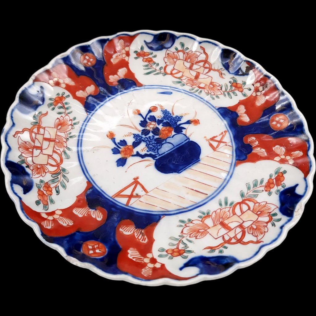 Antique Japanese Imari Hand-Painted Scalloped Porcelain Plate