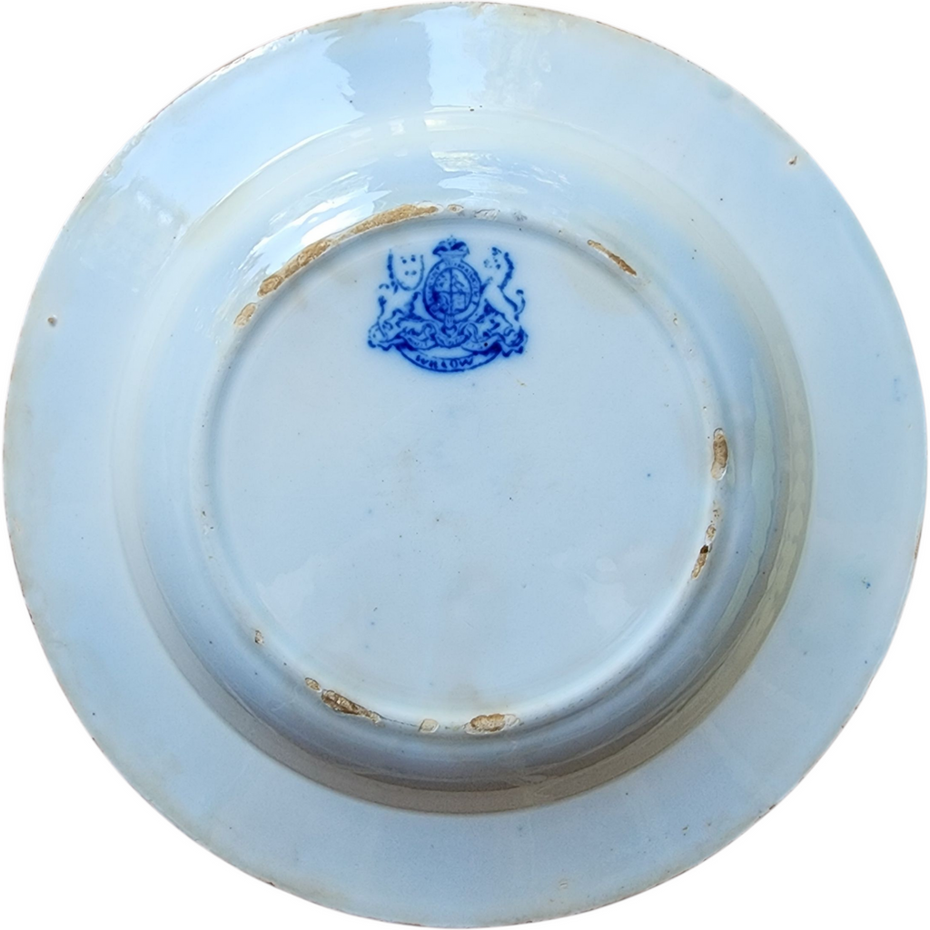9" Antique English Willow Pattern Blue Transferware Soup Plate Royal Arms Mark, c.1860s–1890s